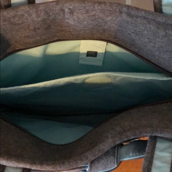 Ogio Tote - Picture 3 of 3